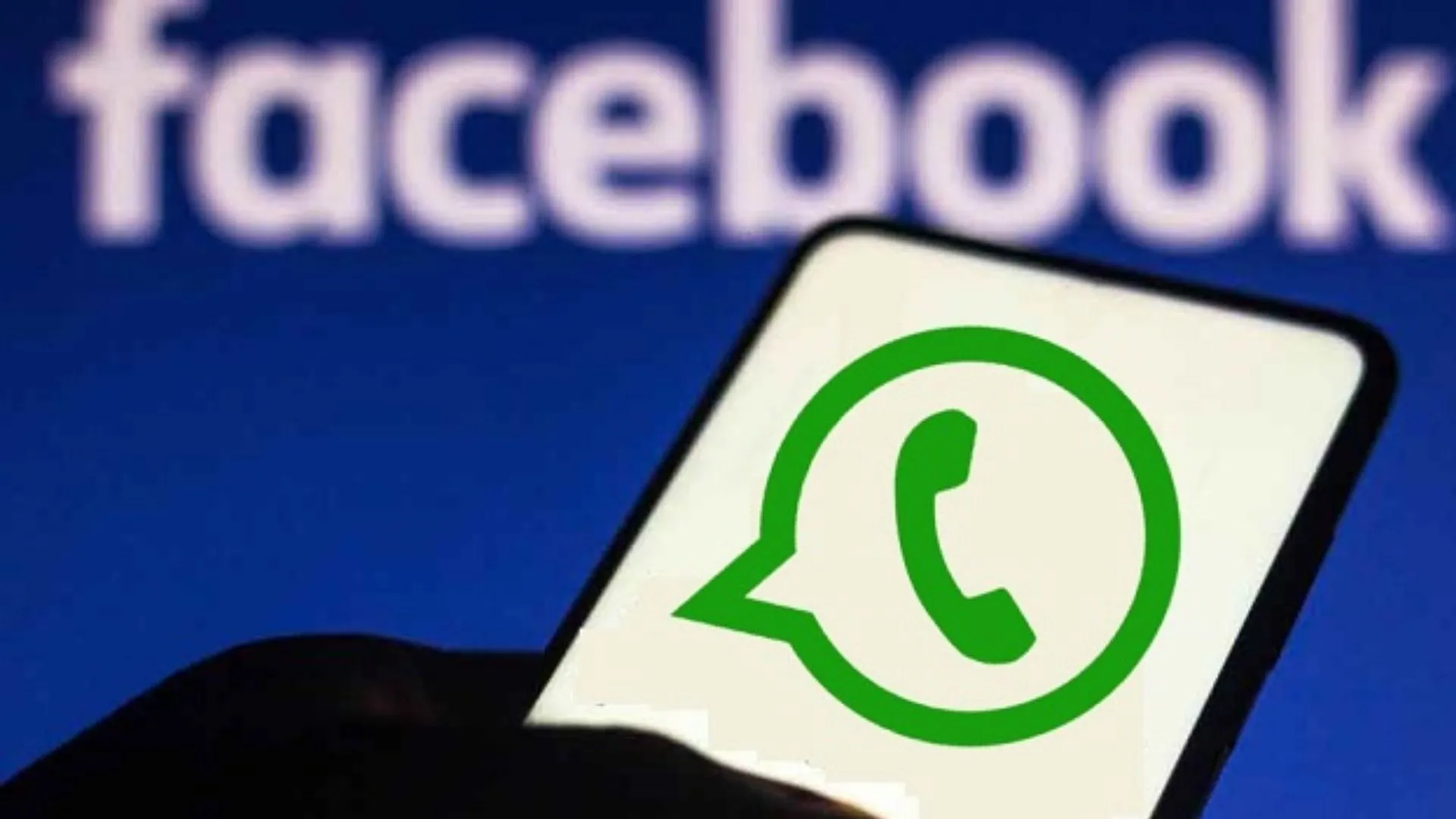 WhatsApp स्टेटस को जल्द ही फेसबुक स्टोरीज पर कर सकेंगे शेयर, वॉट्सऐप नए फीचर पर कर रहा काम