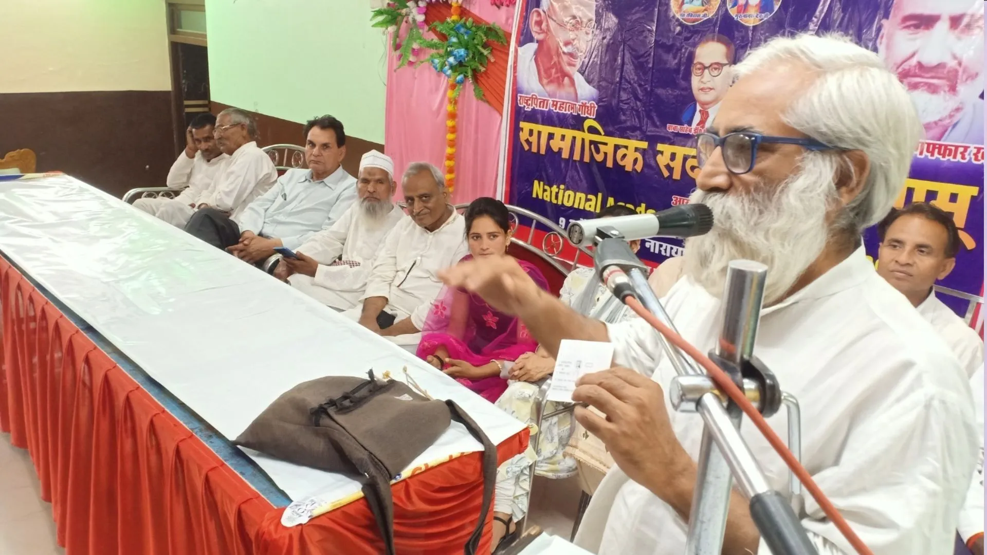 मुरादाबाद: धर्म के नाम पर आपसी सौहार्द न बिगाड़ें- महासचिव संदीप पांडेय