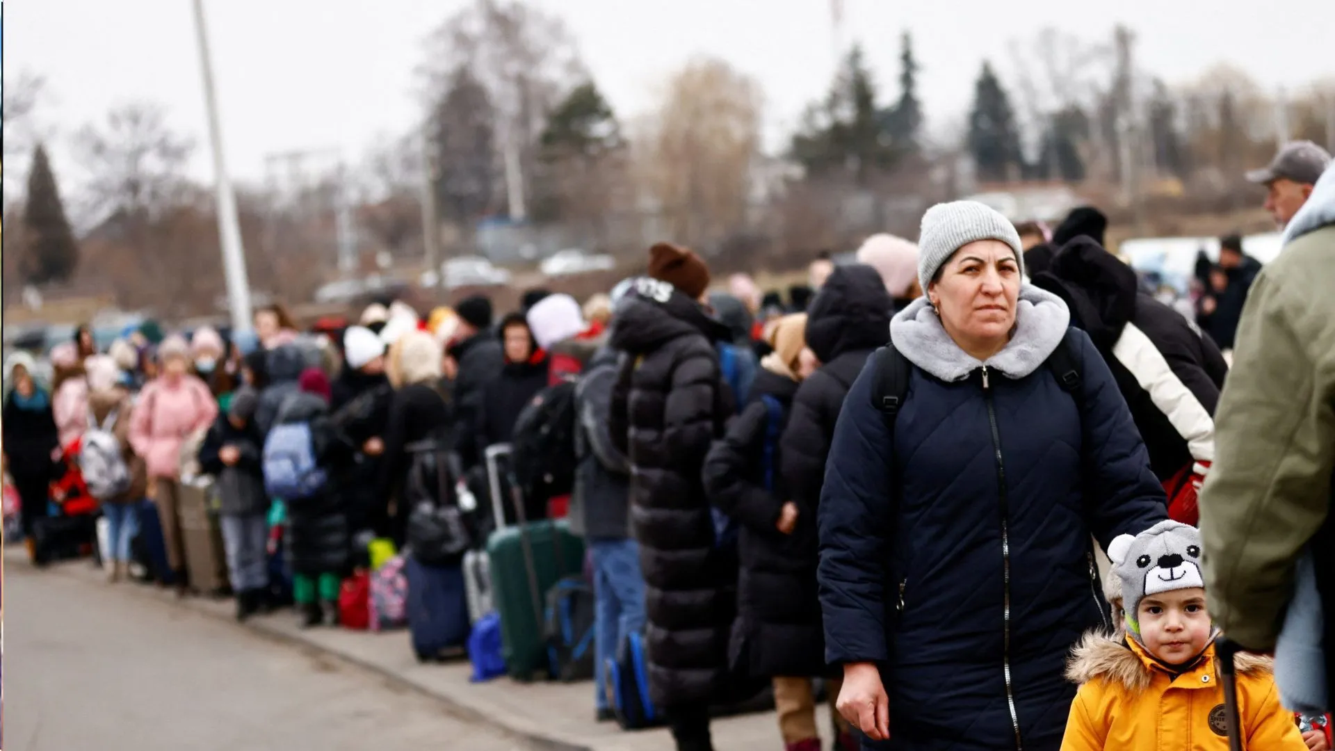 यूक्रेन में संघर्ष के कारण 70 लाख लोगों को अपना घर छोड़ना पड़ा 