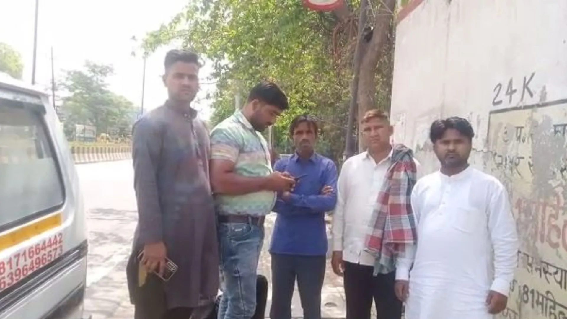 बरेली: बेटी की बारात आने से पहले पिता की सड़क हादसे में मौत, मचा कोहराम 