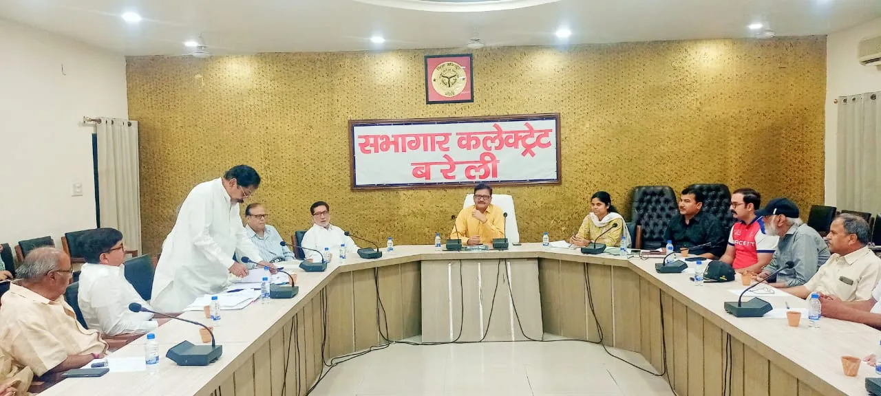 बरेली: आयोग की बुकलेट का सही से अध्ययन करें आरओ