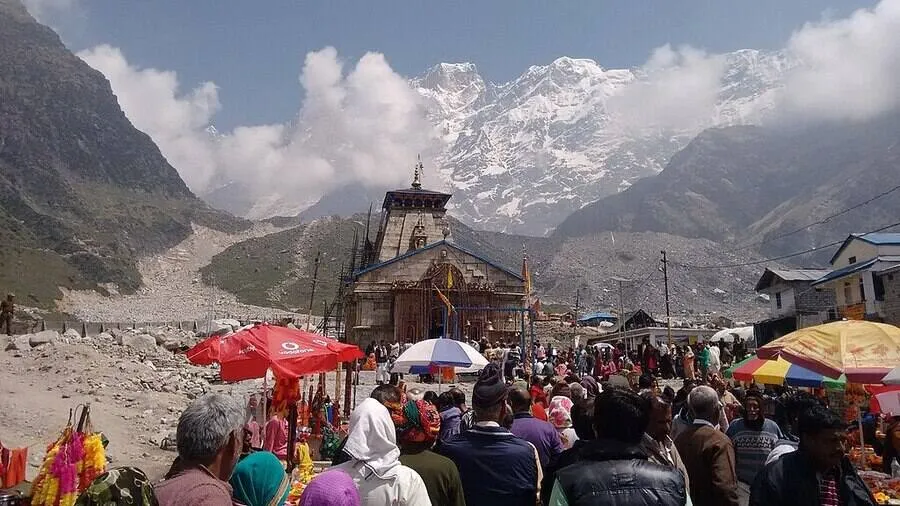 CharDham Yatra 2023: मुख्यमंत्री ने चार धाम तीर्थयात्रियों पर दैनिक सीमा हटाने का फैसला किया