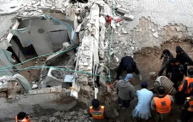 पाकिस्तान विस्फोट: मृतकों की संख्या 16 हुई, घायलों की संख्या 50