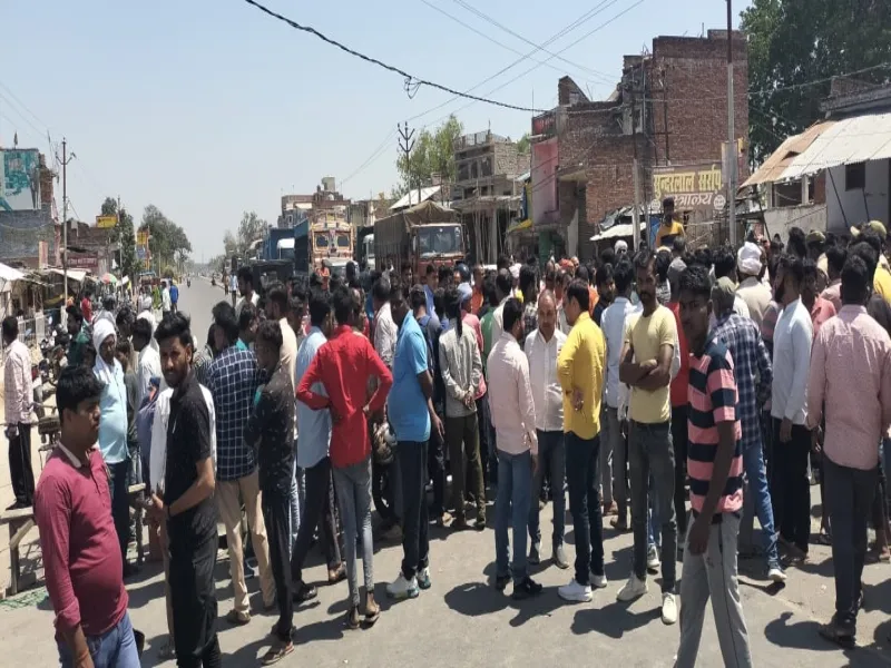 अयोध्या: भाजपा नेता के पिता की डंपर से कुचल कर मौत, लोगों ने जाम किया NH 