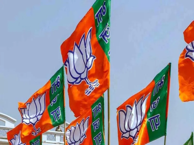 UP Nikay Chunav 2023: बीजेपी ने जारी किये 8 जिलों और 33 नगर पालिका प्रत्याशियों के नाम