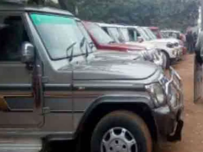 खुलासा : सरकारी विभागों में अनुबंध कर निजी वाहनों का हो रहा व्यावसायिक इस्तेमाल 