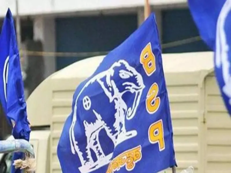 Up Nikay Chunav 2023 : शाइस्ता की देवरानी जैनब लड़ सकती हैं मेयर का चुनाव, BSP से ऑफर हुआ टिकट 