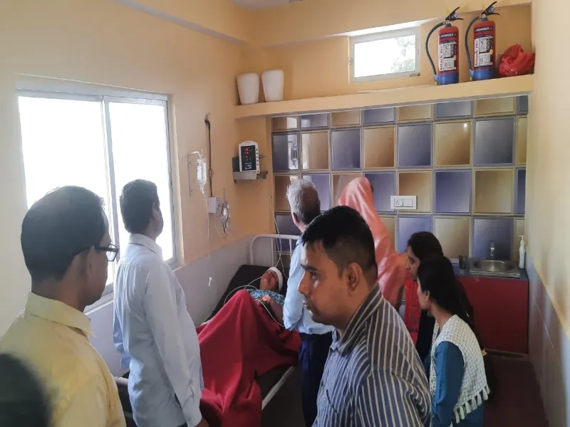 अयोध्या: हादसे में शिक्षामित्र घायल, हालत गंभीर 