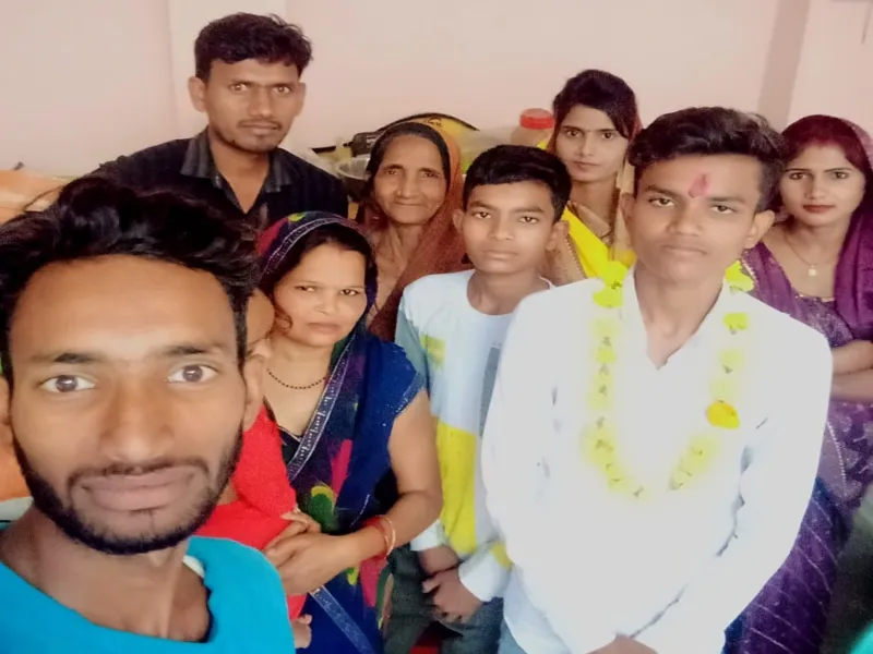 UP Board Result 2023: अमित ने 80 फीसदी से ज्यादा अंक लाकर गांव का नाम किया रोशन 