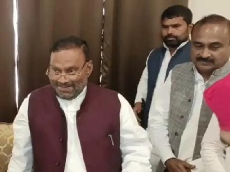 प्रयागराज में स्वामी प्रसाद मौर्य का UP सरकार पर बड़ा हमला, कहा -डबल कहर बरपा रही है योगी सरकार 