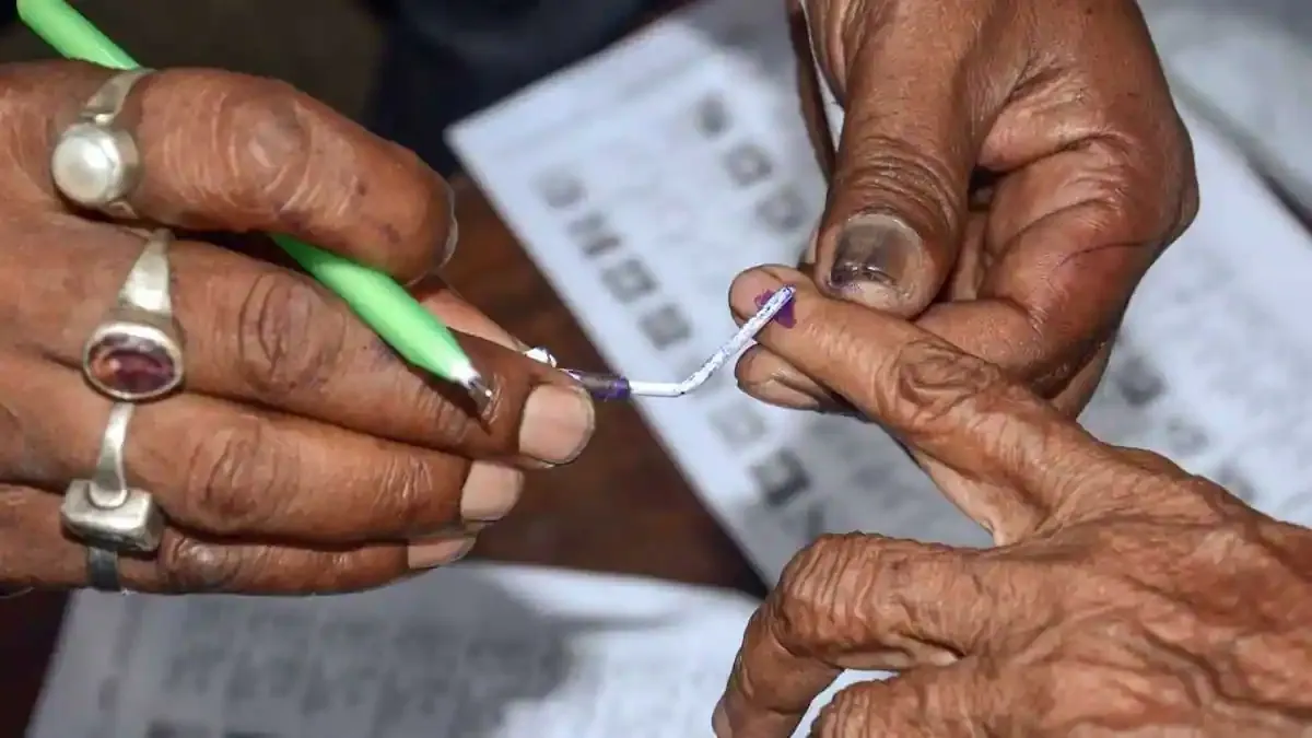 कर्नाटक के दो तटीय जिलों में 10 नामांकन पत्र खारिज 