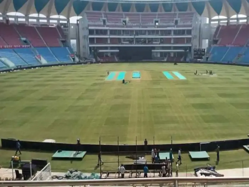 IPL 2023 : इकाना स्टेडियम में आज भिड़ेंगे लखनऊ सुपर जायंट्स और सनराइजर्स हैदराबाद