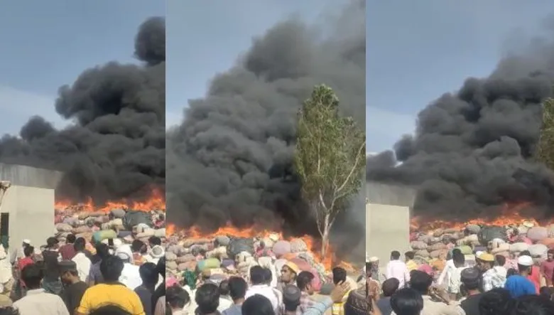 मुरादाबाद: संदिग्ध परिस्थितियों में कपड़े के गोदाम में लगी आग, मचा हड़कंप