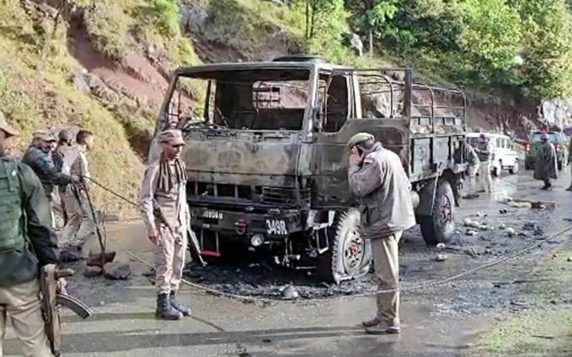 पुंछ में आतंकवादी हमला: आतंकवादियों को पकड़ने के लिए तलाश अभियान जारी 