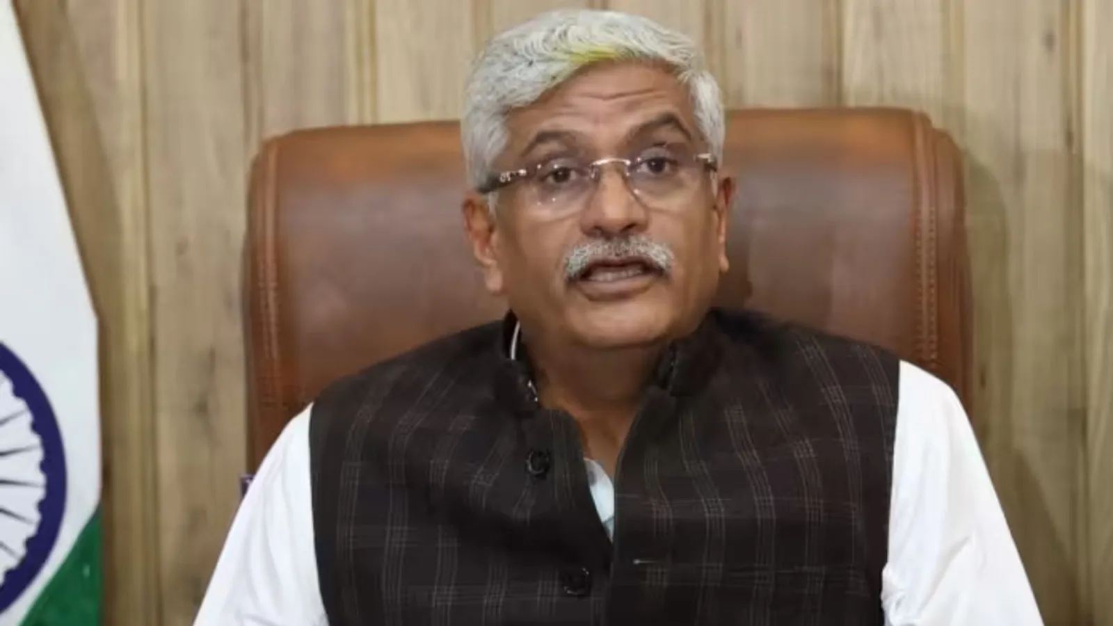 'दिनदहाड़े महिला के घर में घुसकर किया रेप, फिर आग लगाकर उतारा मौत के घाट' : केंद्रीय मंत्री गजेंद्र सिंह शेखावत ने राजस्थान सरकार को घेरा