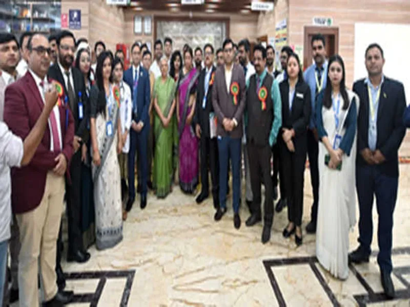 चिकित्सा सेवा का लक्ष्य मानव जीवन को सुगमता देना: आनंदीबेन पटेल