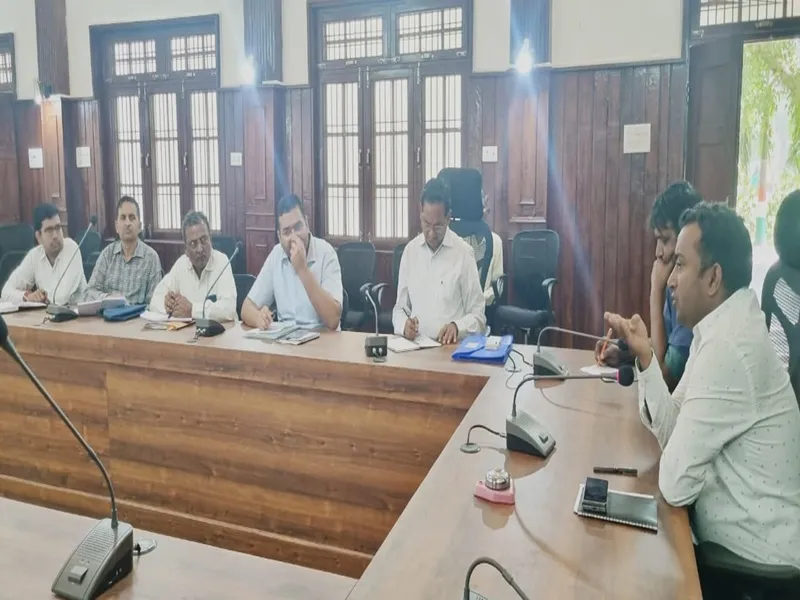 अयोध्या: 30 अप्रैल तक तैयार होगा जन्मभूमि पथ, दिसंबर में रामपथ, समीक्षा के दौरान डीएम को अफसरों ने दी जानकारी 