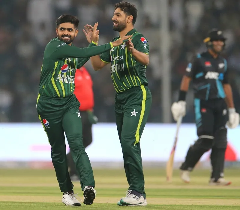 PAK vs NZ T20 : पाकिस्तान ने न्यूजीलैंड को 88 रनों से हराया, Babar Azam ने की  MS Dhoni के रिकॉर्ड की बराबरी