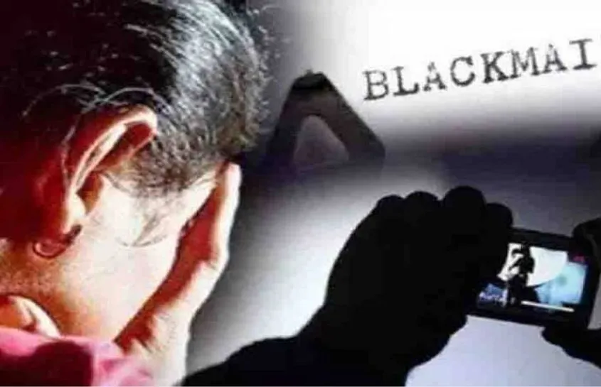 रुद्रपुर: छात्रा को ब्लैकमेल कर बना रहा था शारीरिक संबंध बनाने का दबाव, पुलिस ने किया ट्रैप
