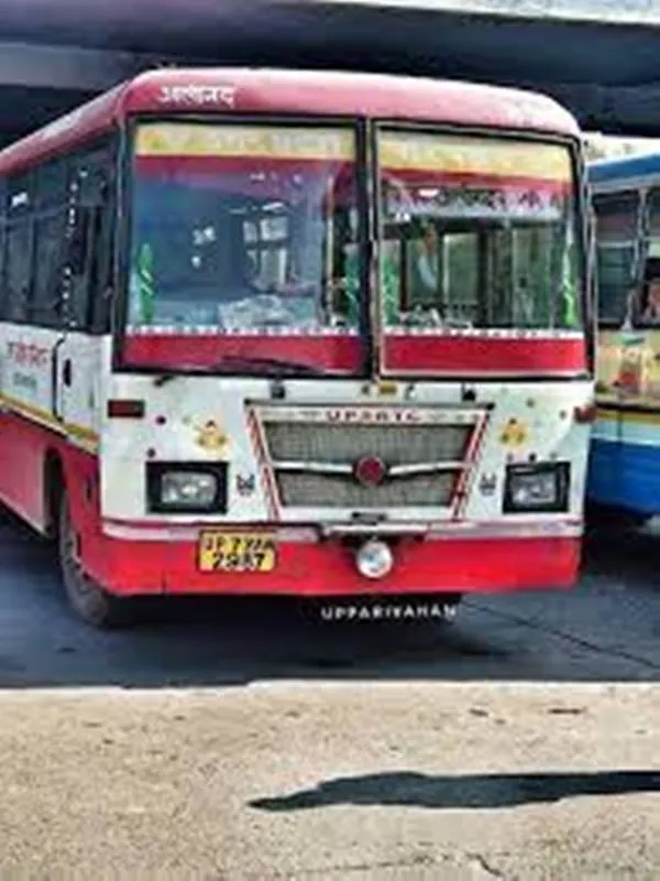 अलीगढ़ : निकाय चुनाव में बसें जाने से यात्री परेशान ना हों, इसके लिए दूसरे जिलों में मंगाई जाएंगी बसें..
