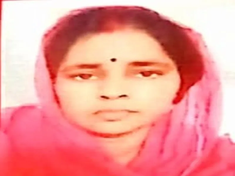 सुलतानपुर: स्कूटी सवार महिला शिक्षामित्र को ट्रेलर ने रौंदा, मौत 