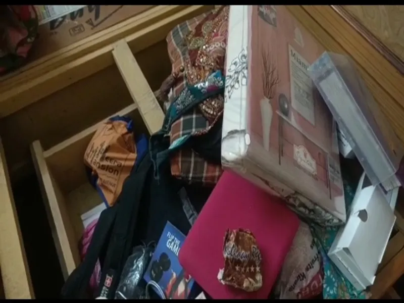 रायबरेली: खिड़की तोड़कर घर में घुसे बदमाशों ने रिवाल्वर की नोंक पर लूटे साढ़े पांच लाख, एसपी आवास के पास हुई वारदात 