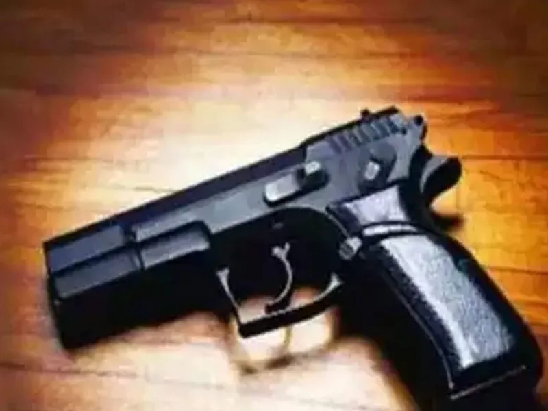 फर्रुखाबाद: बैग से चोरी हुई सिपाही की लाइसेंसी पिस्टल, डेढ़ माह तक दबाए रखा मामला, अब दर्ज कराई रिपोर्ट
