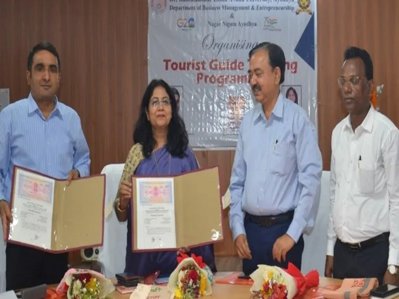 पर्यटन की दृष्टि से अयोध्या में रोजगार की अपार संभावनाएंः कुलपति 