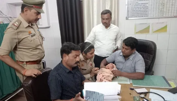 कल्याणपुर CHC से चोरी नवजात Kanpur Dehat से बरामद, पुलिस ने आरोपी महिला को हिरासत में लिया