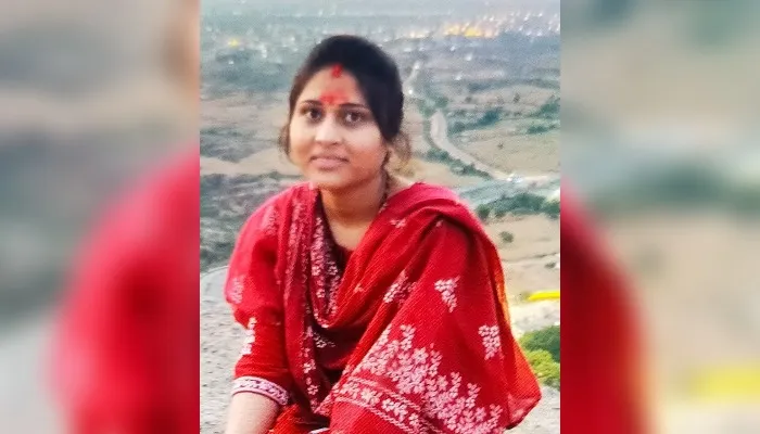 Chitrakoot Suicide : जीवन से ऊबकर… सिंचाई विभाग के कर्मचारी की पत्नी ने लगाई फांसी, एक साल पहले हुई थी शादी