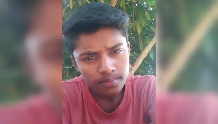 Chitrakoot Suicide : पापा बहुत दर्द हो रहा, मैं परेशान हूं... कमरे की दीवार में लिख युवक ने फांसी लगाकर दी जान