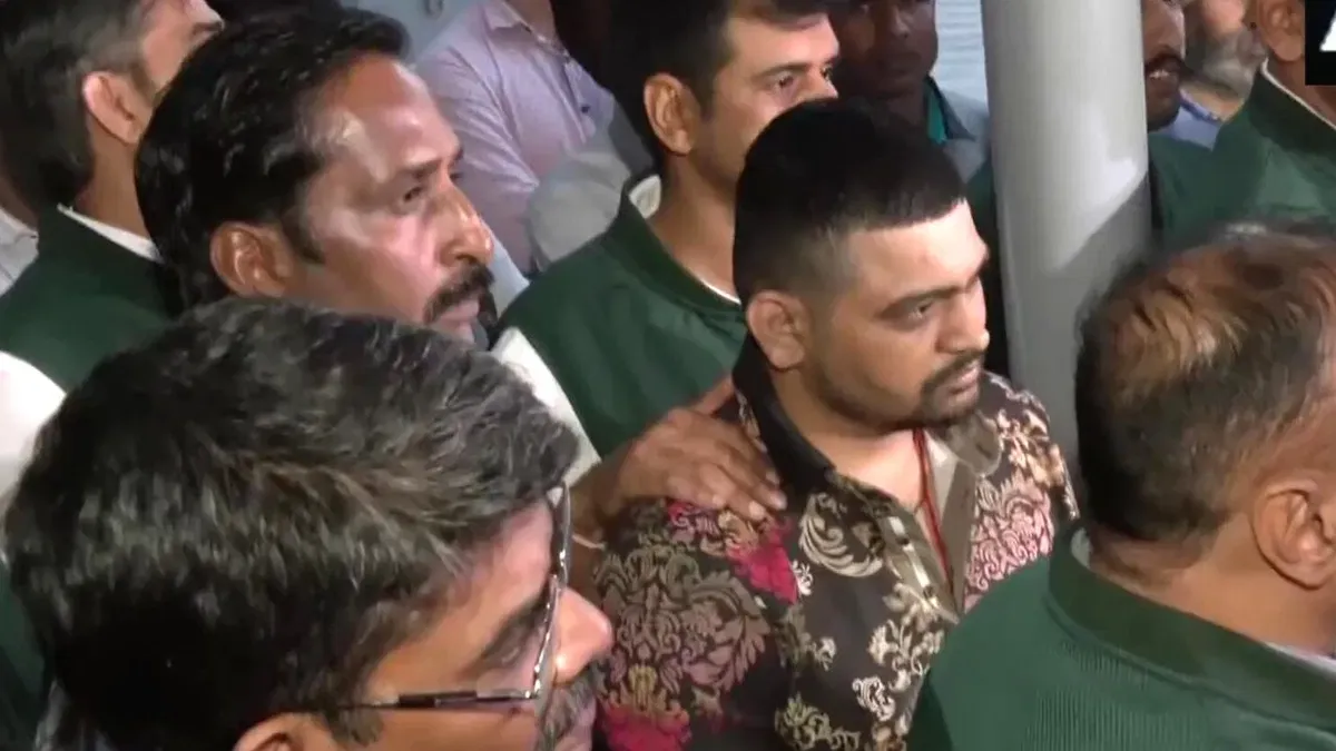 गैंगस्टर दीपक बॉक्सर को मेक्सिको से लाया गया दिल्ली 