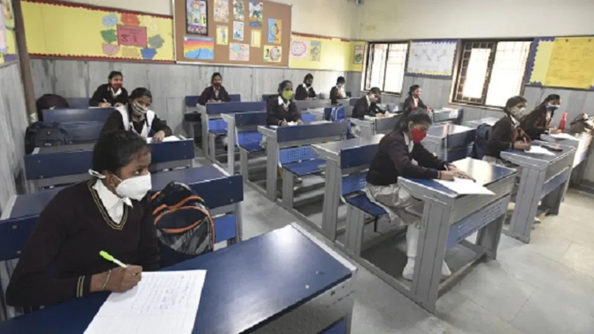 दिल्ली विश्वविद्यालय के कॉलेज की सुरक्षा बढ़ाने के लिये लगाये जाएंगे सीसीटीवी कैमरे 