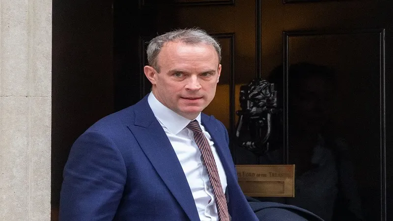 ब्रिटेन के उप प्रधानमंत्री Dominic Raab ने दिया इस्तीफा, धमकाने के लगे थे आरोप