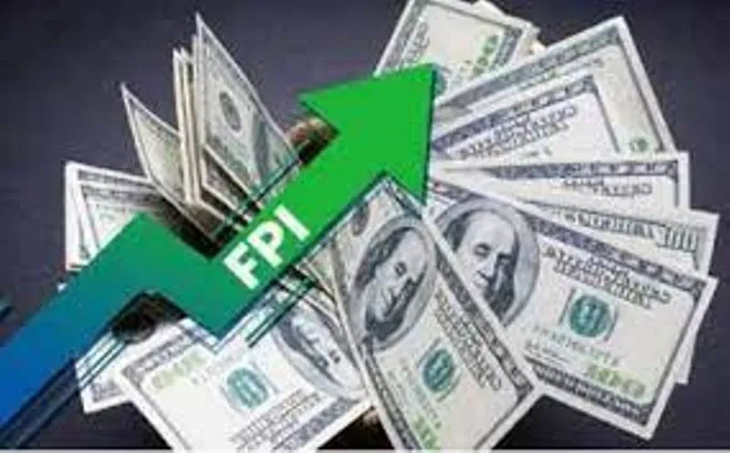 एफपीआई ने बीते वित्त वर्ष में भारतीय शेयर बाजार से 37,631 करोड़ रुपये निकाले 
