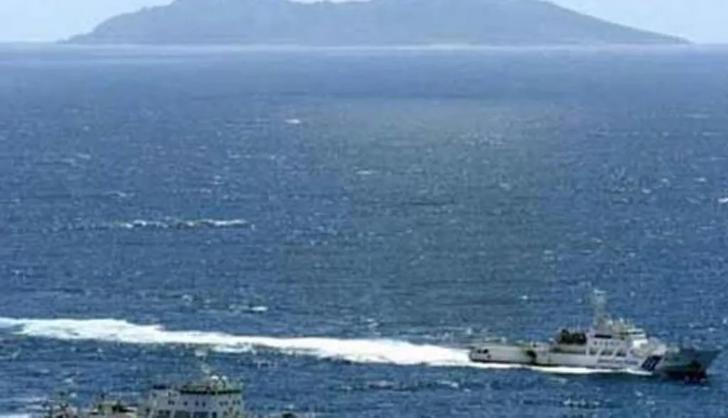 समुद्री सीमा में घुसी उत्तर कोरियाई गश्ती नौका को गोलीबारी कर पीछे हटाया