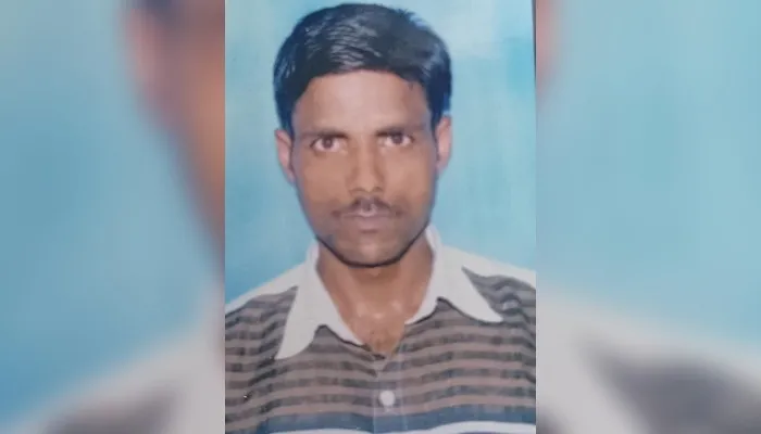 Etawah News : थ्रेसर में जाने से मजदूर की मौत, परिजनों में मचा कोहराम, पुलिस जांच में जुटी 