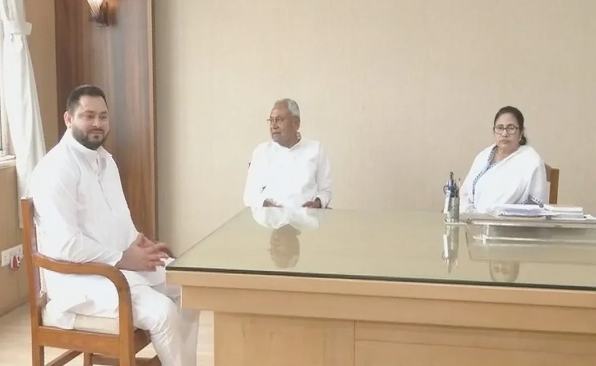 CM नीतीश कुमार और ममता बनर्जी की मुलाकात, की विपक्षी दलों के एकजुट होने की वकालत 