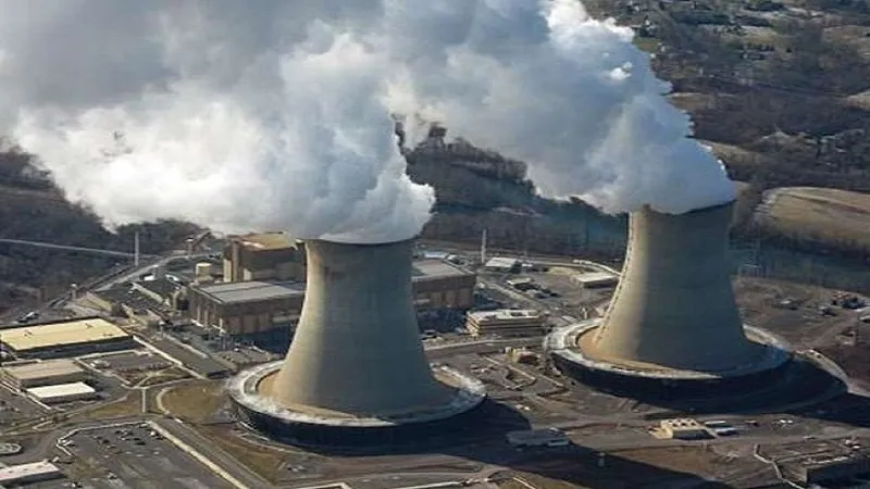 Japan के फुकुशिमा परमाणु संयंत्र के अपशिष्ट रेडियोधर्मी जल को प्रशांत महासागर में छोड़े जाने पर विवाद