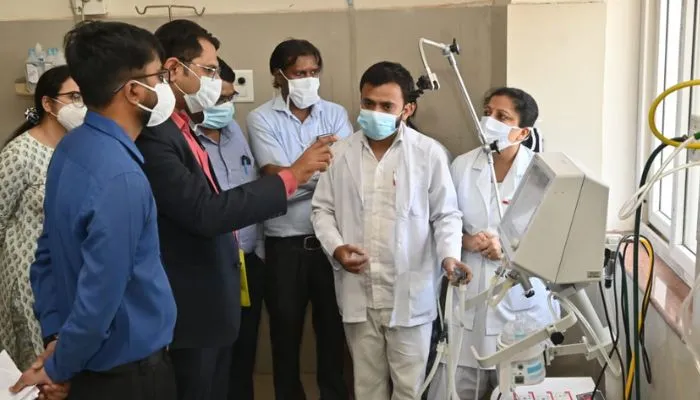 Kanpur News : Covid के प्रति स्वास्थ्य विभाग व प्रशासनिक अधिकारी अलर्ट, कमियां मिलने पर यह निर्देश दिए