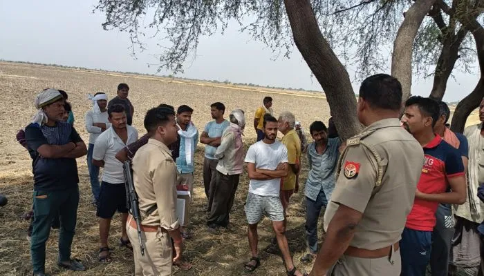 Hamirpur Suicide : बबूल के पेड़ से लटका मिला किसान का शव, परिजन बोले- पैदावार कम होने से परेशान था