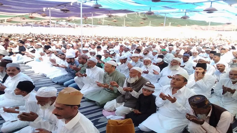 रामपुर : जिले भर में कड़ी सुरक्षा के बीच हुई जुमा अलविदा की नमाज