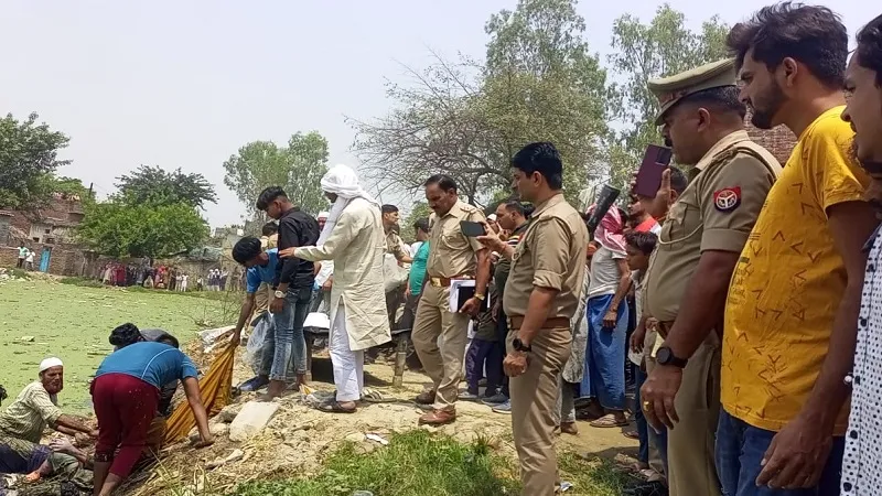 संभल: तालाब में उतराता मिला लापता मंदुबद्धि वृद्धा का शव