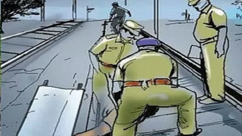 अमरोहा : घरेलू कलह के चलते बीए फाइनल के छात्र ने ट्रेन के आगे कूदकर जान दी