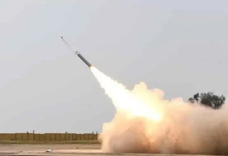 Israel Syria Conflict : सीरिया से 6 रॉकेट दागे जाने के बाद इजराइली सेना ने किए जवाबी हमले