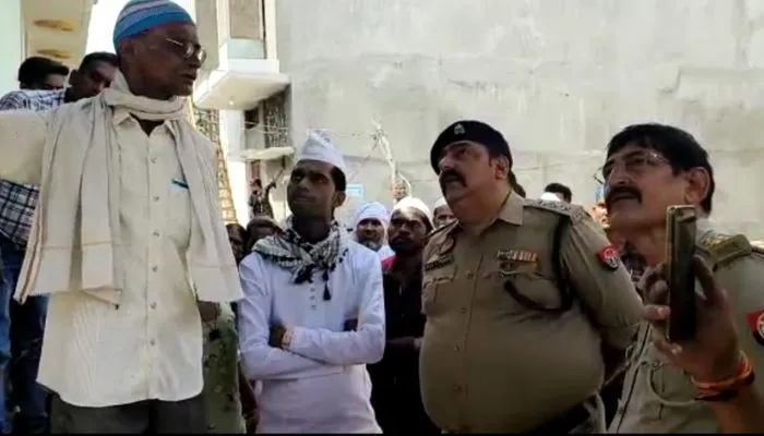 Jalaun: Eid की खुशियां मातम में तब्दील, मायके आई महिला व उसके दो मासूम छप्पर के नीचे दबे, तीन मौत से मची चीख-पुकार