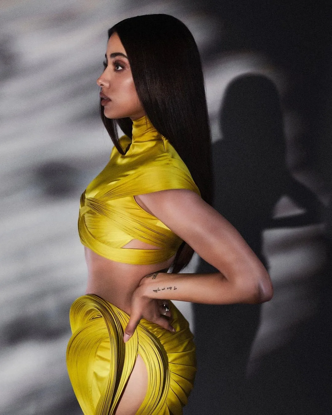 Janhvi Kapoor Photos 7