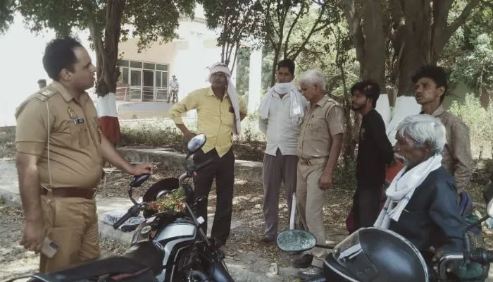 Kannauj News : संदिग्ध हालात में खून से लथपथ मिला युवक का शव, परिजन बोले- आठ दिन से नहीं आया था घर