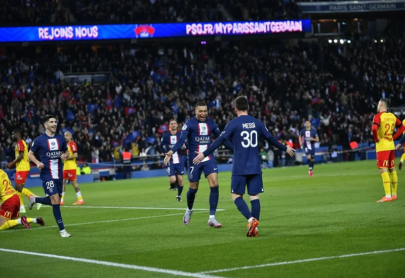 Ligue 1 : Kylian Mbappé ने फ्रेंच लीग में सर्वाधिक गोल का बनाया रिकॉर्ड, पीएसजी ने लेन्स को हराया 