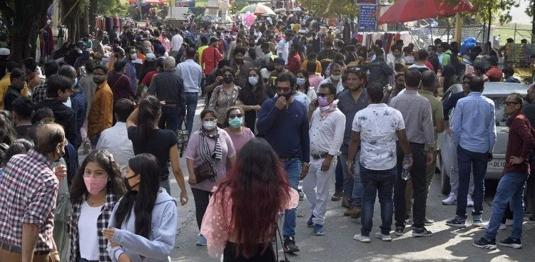 नैनीताल: पर्यटकों का उमड़ा हुजूम, यातायात व्यवस्था धड़ाम